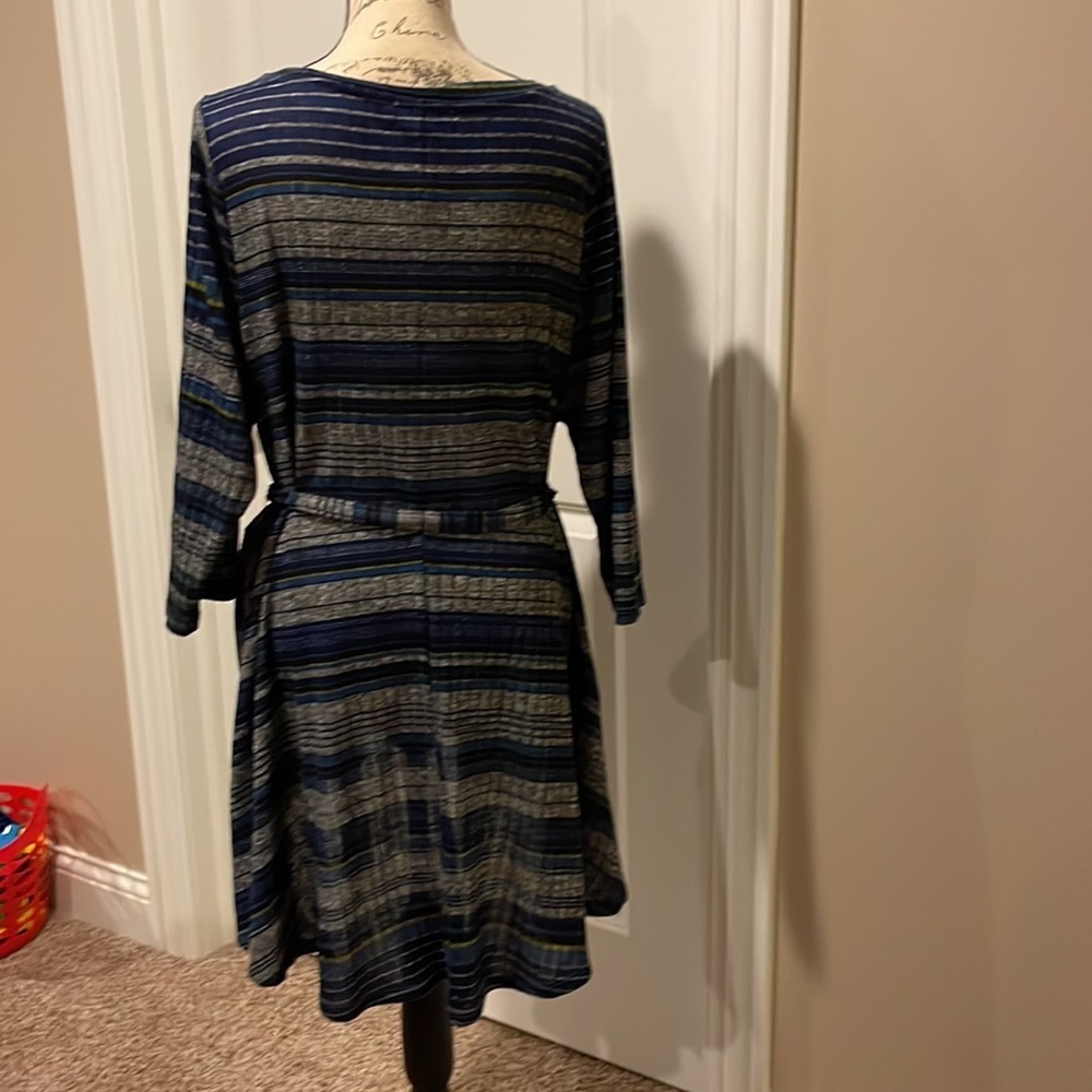 Lane Bryant belted tunic sweater​ - Picture 5 of 8